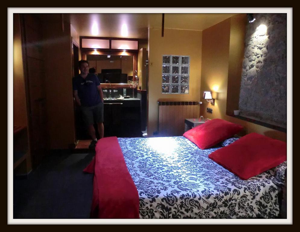 Almazara De San Pedro (Adults Only) Pensionat Eljas Rum bild